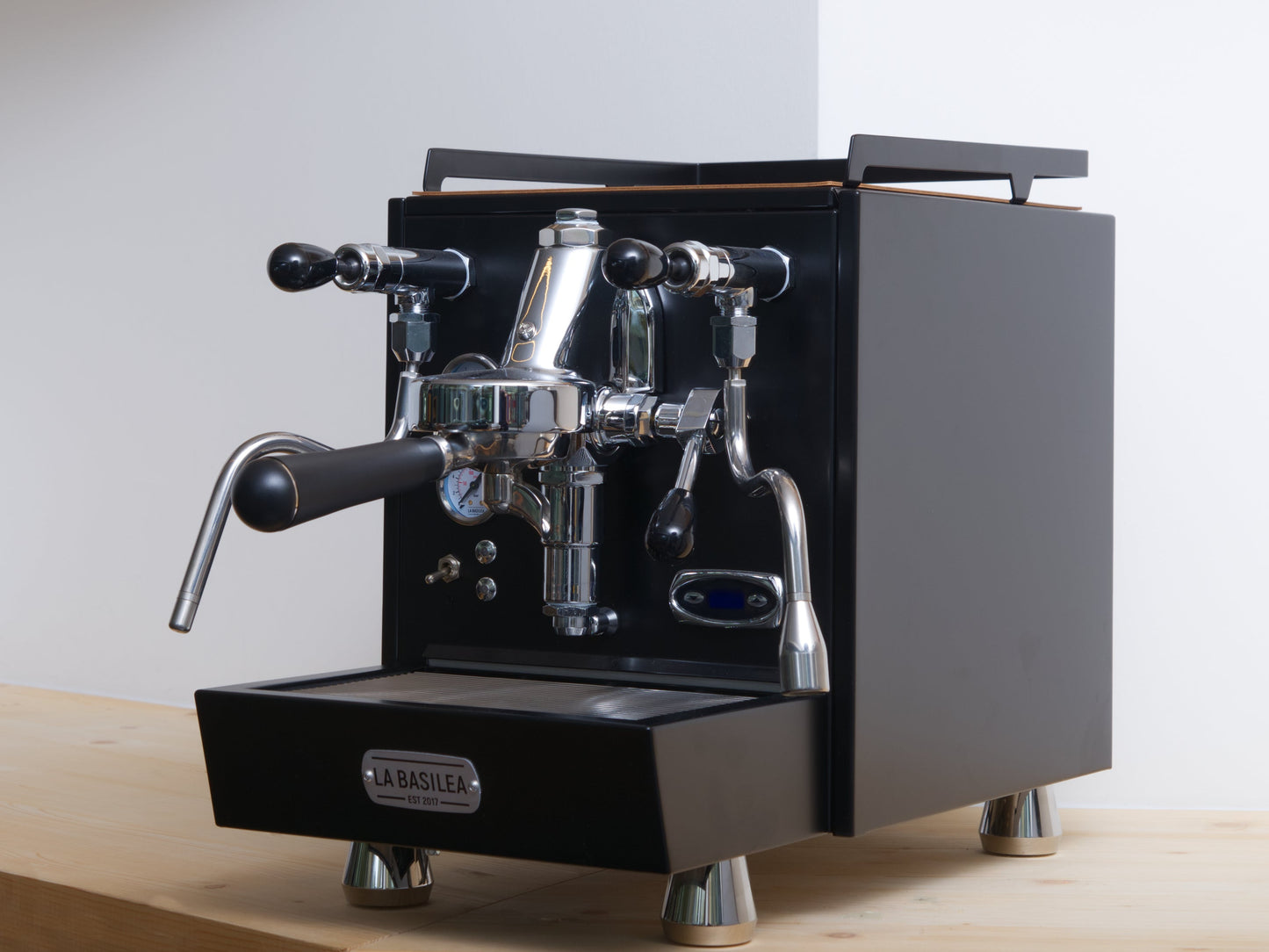 LA BASILEA Uno L1 V3 (Total Black)
