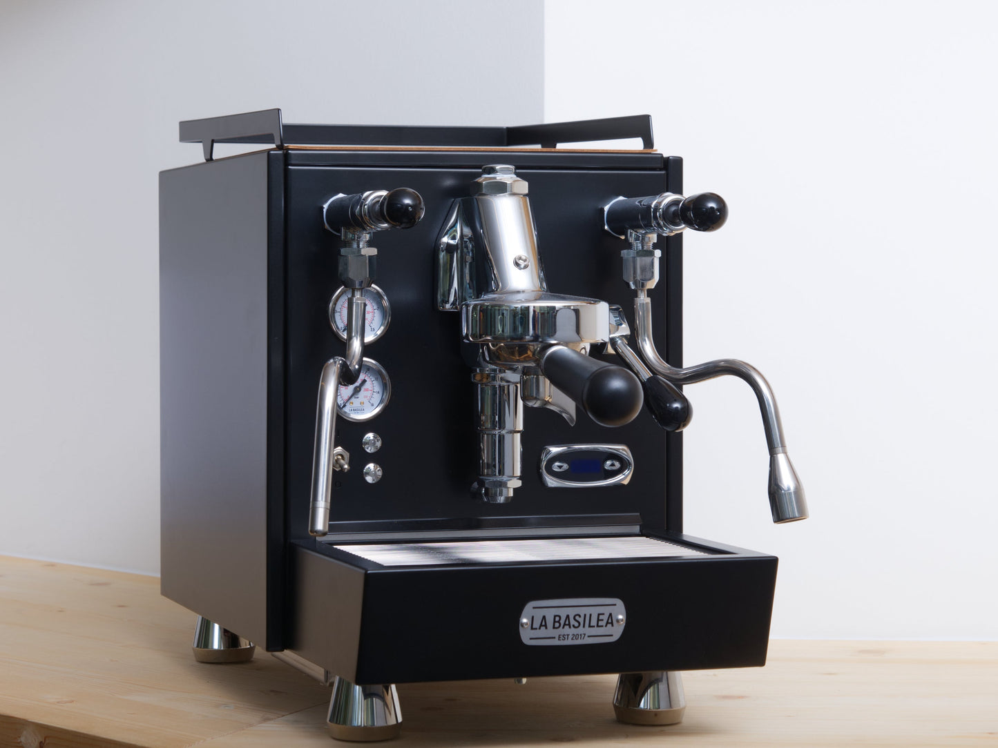 LA BASILEA Uno L1 V3 (Total Black)